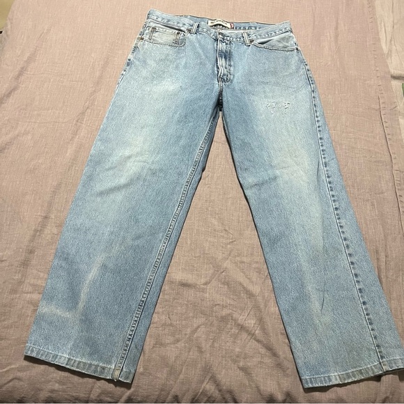 Levi's 550 Lightwash Relaxed Jeans Classic Stonewashed Style 38 x 32 distressed - Picture 2 of 8